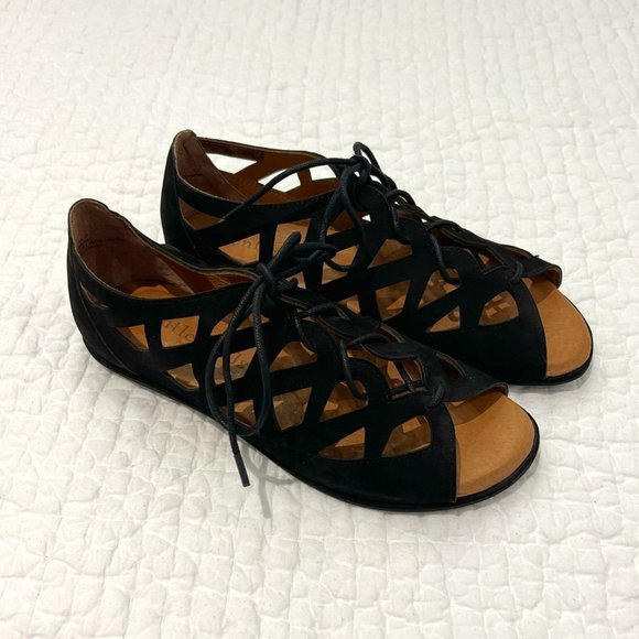 KENNETH COLE x Gentle Souls Black Lace-Up Sandals - Size 7 - NEW! - Picture 1 of 9